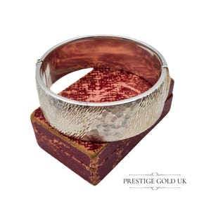 7 &quot; Vintage 925 Sterling Silver Textured Bangle, Fully Hallmarked Birmingham 1978, Hammered Engraved Finish,  Engraved Carnival Queen 1983