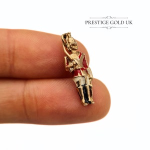 Vintage Gold Queens Kings Guard Charm -  9ct Gold Vintage Solider Charm - Mid Century Gold Jewellery Pendant - Full English Hallmarked 3.4g
