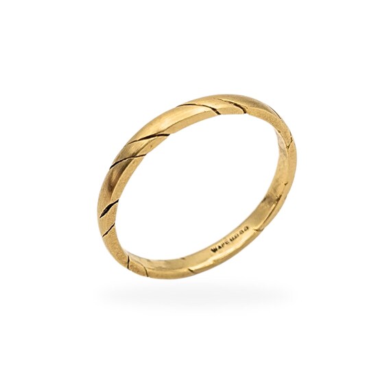 9ct Gold Stacking Ring, Narrow Bark Pattern Band,… - image 6