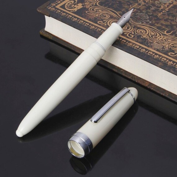 Stylish Ink Fountain Pen With Italic Fine Fude Two tone Gilt