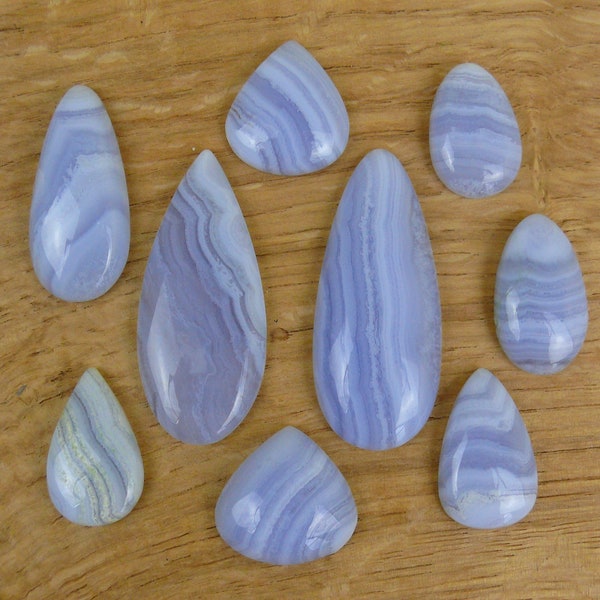 Blauer Achat / Blue Lace Agate Cabochons || Teardrop / Tropfen-Form