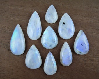 Regenbogen Mondstein Cabochons / Weißer Labradorit || Teardrop / Tropfen-Form / Pear Shape