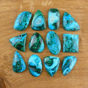 43.00 Carats Supérieur Malachite 100% Naturel Cabochon Desseré Gemme