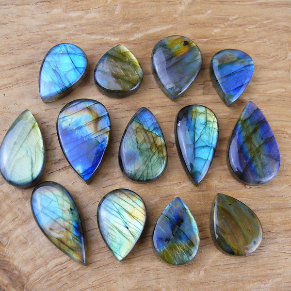 Cabochon in labradorite || Forma a goccia/goccia