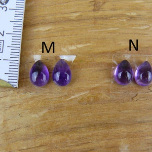 Kleine Amethyst Cabochons Paare / 2er-Sets Tropfen / Teardrop / Birnen-Form Bild 8