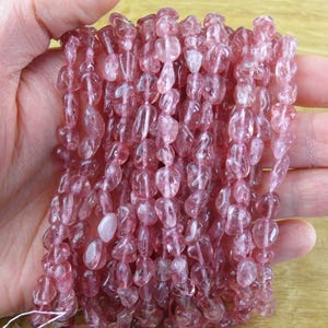 Roter Erdbeerquarz Nuggets || Perlen-Strang || ca. 6-8 mm