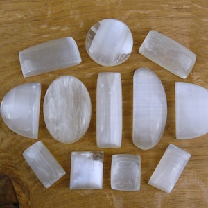 Selenit Cabochons || Verschiedene Formen