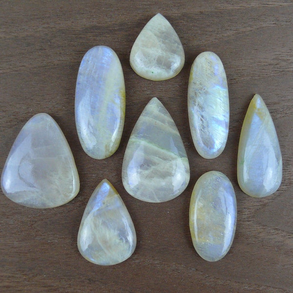 Cremefarbener Mondstein Cabochons || Teardrop, Tropfen, Oval