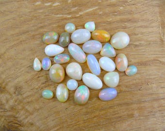 Ethiopische Opaal Cabochons / Welo Opaal || ca. 8-17 mm || Ovaal, Traandruppel, Rond, Driehoekig