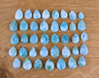 Kleine Larimar Cabochons / Edelsteine || Tropfen / Teardrop / Birnen-Form