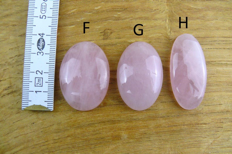Rose Quartz Cabochons || Oval image 4