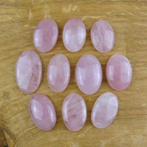Rose Quartz Cabochons || Oval image 1