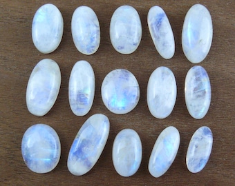 Small Rainbow Moonstone || Cabochons / Oval || White Labradorite Gemstones