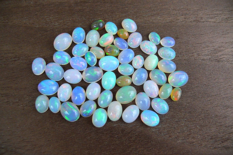 Äthiopischer Opal Cabochons / Welo Opal ca. 6-9 mm Oval Bild 1