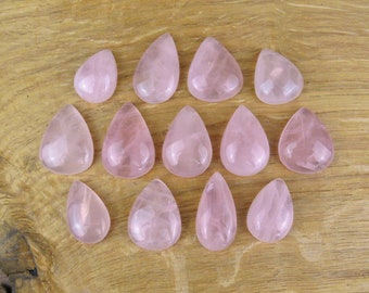 Cabochon in quarzo rosa || Forma a goccia/lacrima/pera