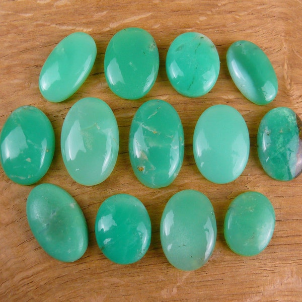 Chrysoprase Cabochons || Oval