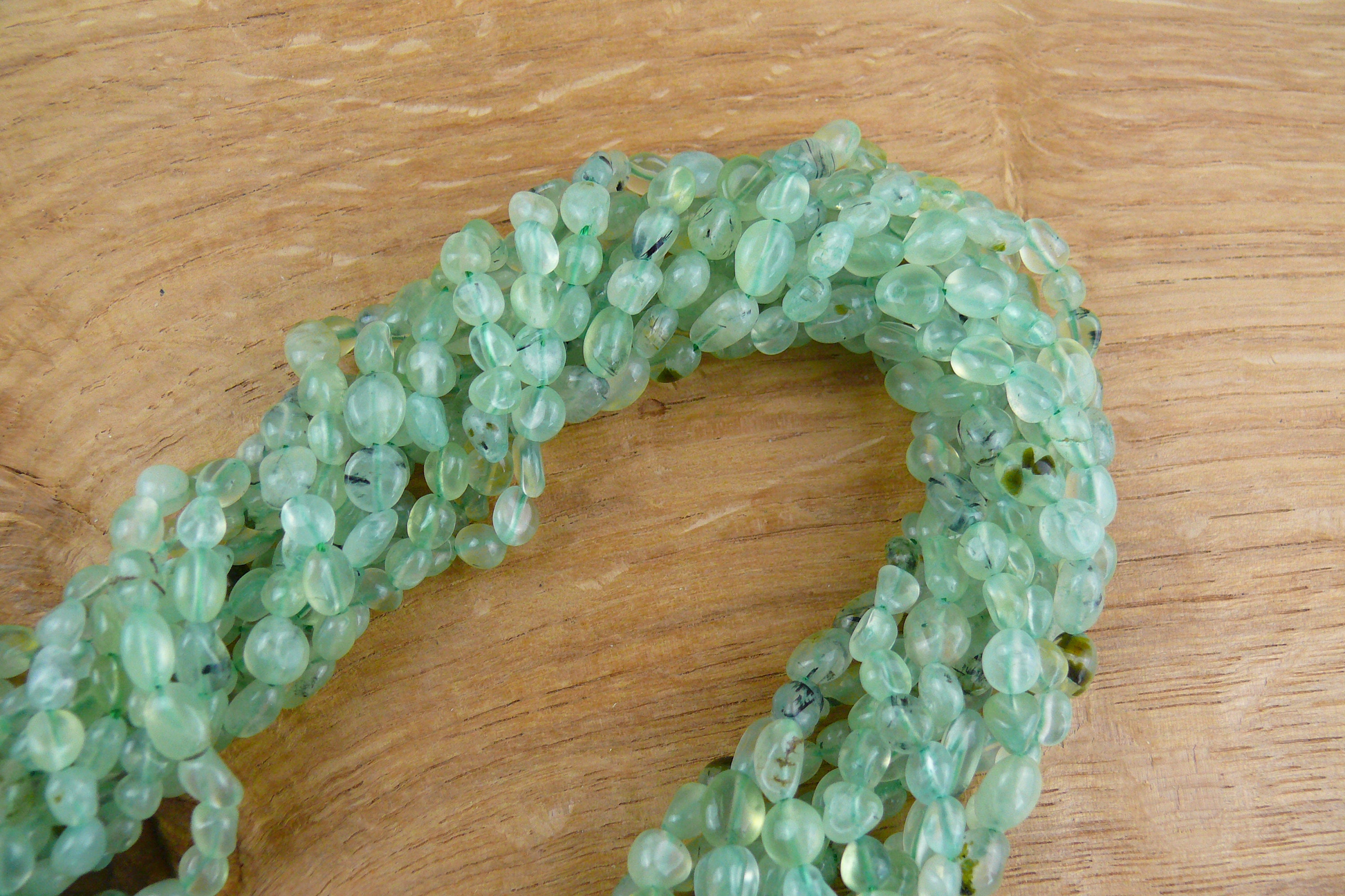 Collier De Perles En Prehnite Naturelle - Pierres Précieuses Vertes 9-13 Mm - 220 Carats - Longueur 18,5 Pouces - Bijou Brut Et élégant