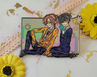 Lindo pin de esmalte duro de 3" con pareja de anime enamorada de Boy's
