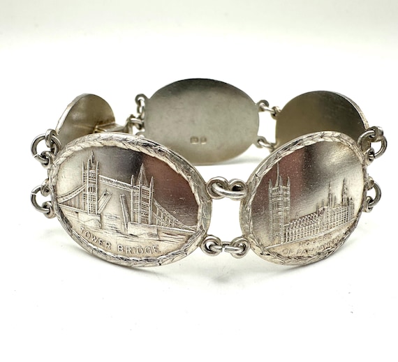 Vintage 1945 Hallmarked Solid Silver Statement Ch… - image 1