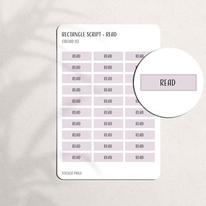 Puede incluir: Una hoja de pegatinas con la palabra "READ" repetida en cuadros rectangulares. La hoja está etiquetada como "RECTANGLE SCRIPT - READ" y "ORCHID ICE". Un primer plano muestra un solo cuadro "READ".