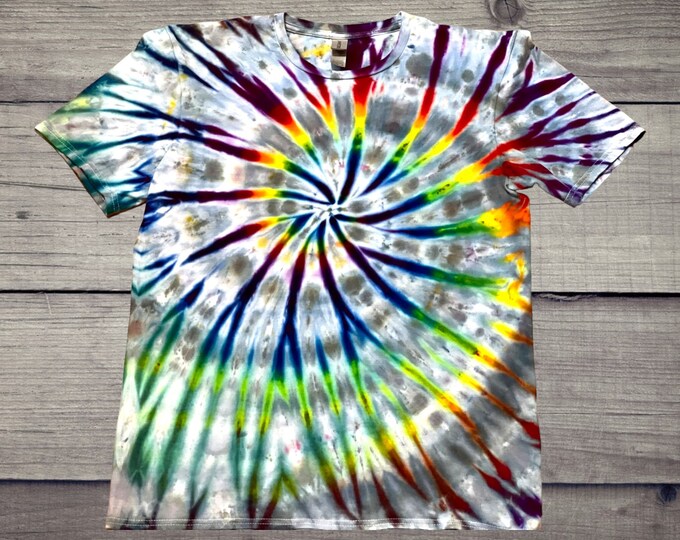Raven Rainbow Shirt/ Ice Dye Tee/ Unique Bright Tie Dye T-shirt Size XS ...
