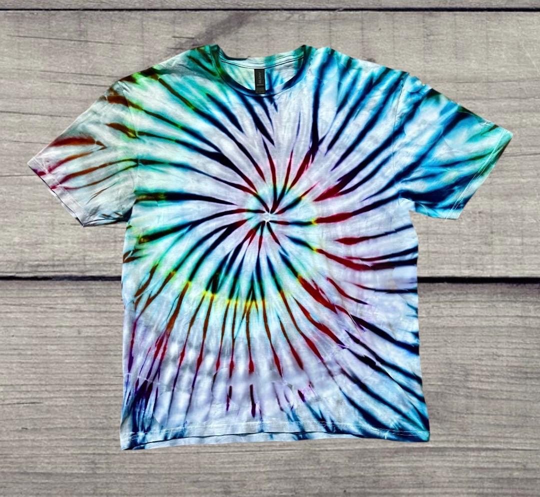 Raven Rainbow Shirt/ Ice Dye Tee/ Unique Bright Tie Dye T-shirt Size XS ...
