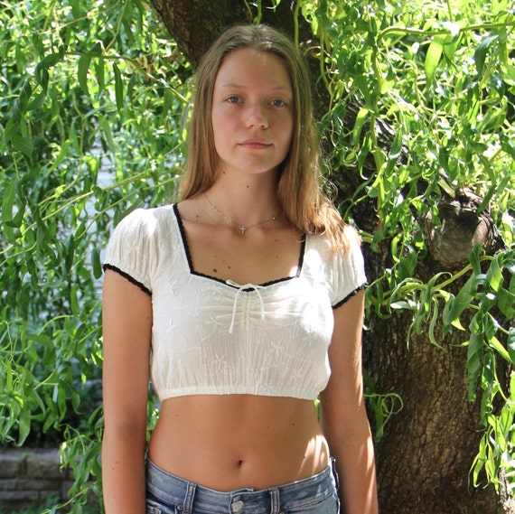 Helena Crop Top in Pearl with