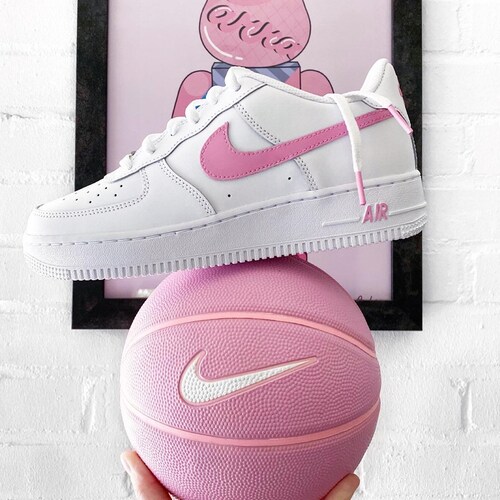 nike white with pink swoosh