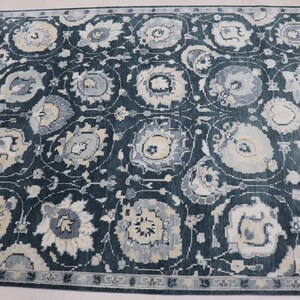 Handmade Oushak Style Wool Rug: Dark Blue Floral, 5x8 ft