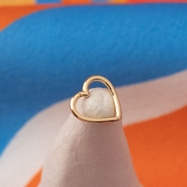 14K Solid Gold Heart Hoop Piercing, 14K Solid Yellow Gold Oorbellen Neuspiercing voor tieners en vrouwen, Heart Clicker, Daith Ring, Rook Ring