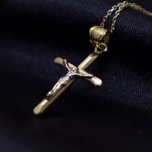 14k Massivgold Kruzifix-Halskette, religiöse Geschenke, Massivgold Kreuzanhänger, Taufgeschenke, Minimalist Jesus Christus Halskette