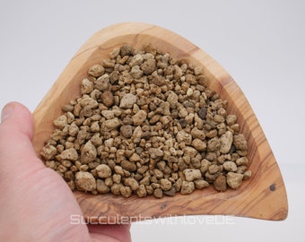 Pedra-pomes - 2-5 mm - perfeita para disponibilidade de água ou como aditivo de solo - 1 litro