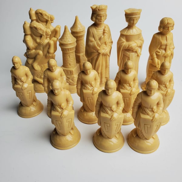 Vintage Plastic Ivory & Brown ANRI King Arthur Chess Pieces for replacement or crafting weighted and felted Charlemagne