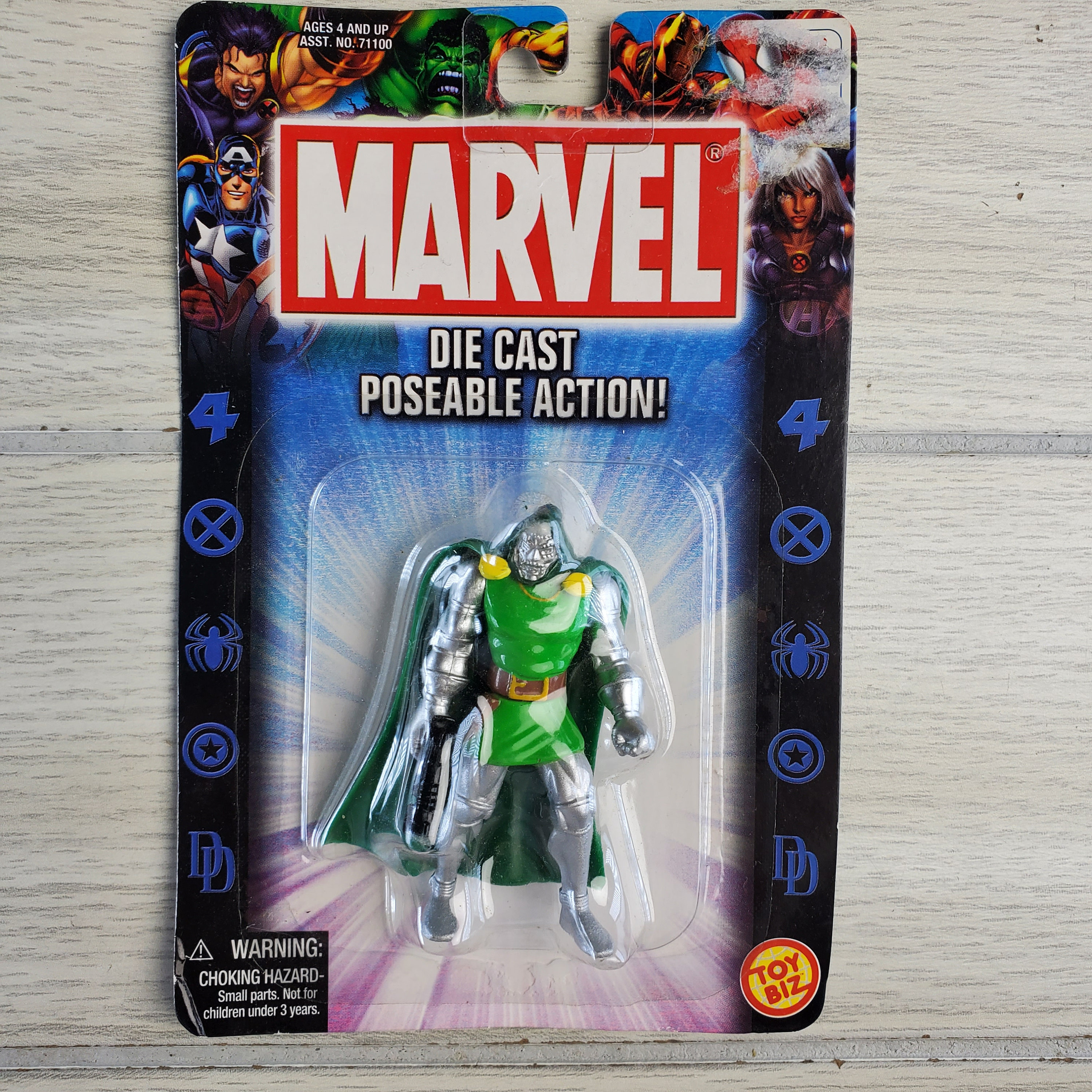 2002 Die Cast Toy Biz Marvel Action Figures on Blister Cards. Dr