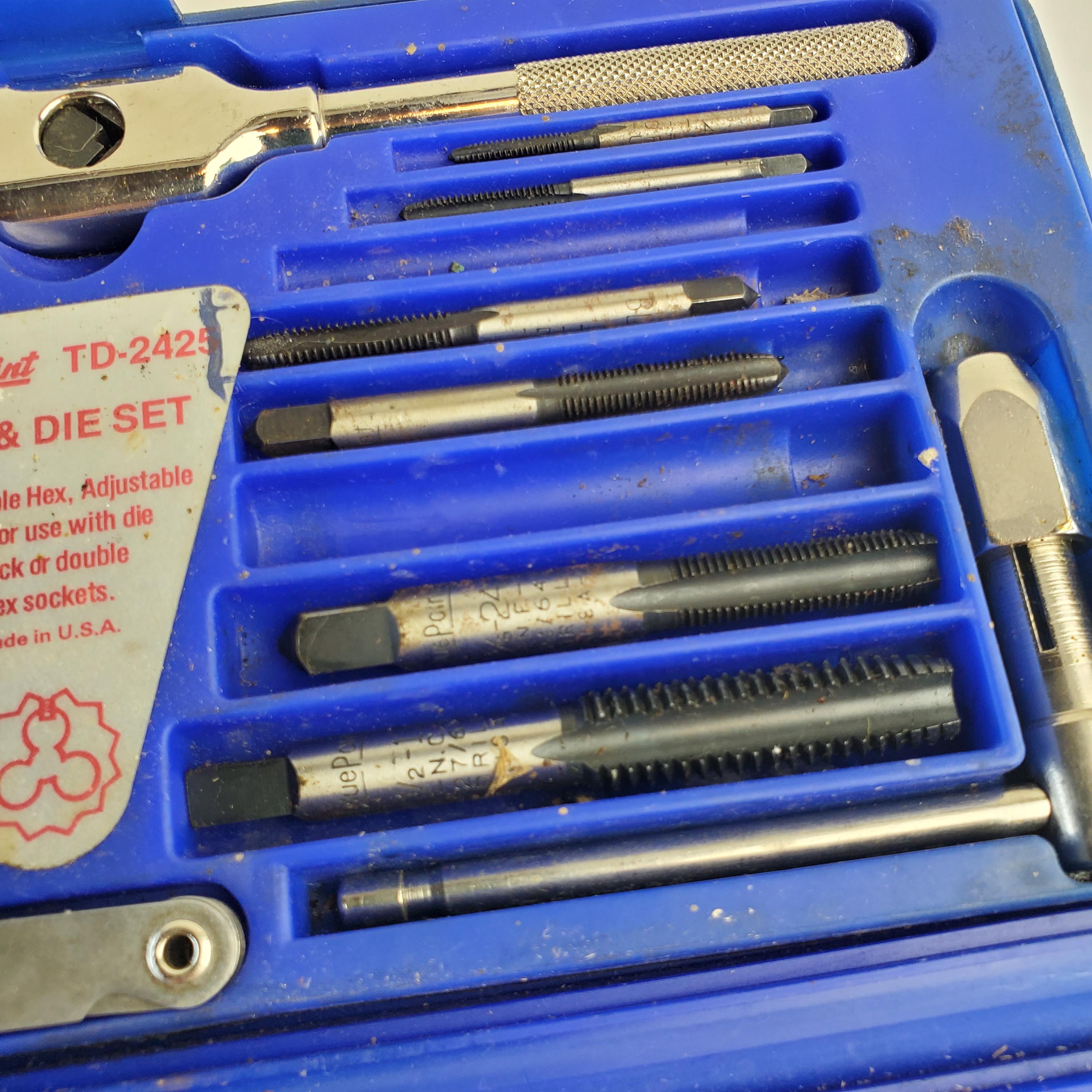 Vintage Snap-on Blue Point Tap & Die Set TD-2425 in Original Hard