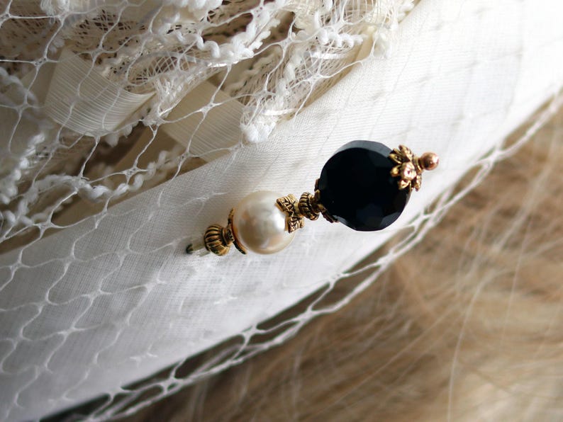 Black Faceted Glass and Cream Pearl Hat Pin in Custom Lengths, Classic Design Hatpins or Stick Pins for Womens Hats, Scarves or Coats immagine 4