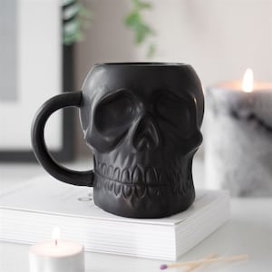 Large Skull Mug. Coffee mug, teacup, goth home, goth kitchen, Halloween home, unusual gift.