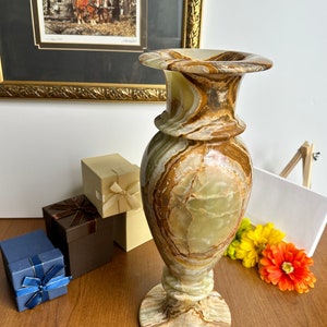 16&quot; tall Exquisite Green Marble Vase: Nature&#39;s Elegance for Your Home/Office Decor,Decor as it,or with Fresh flower/Dried arrangement,Gift