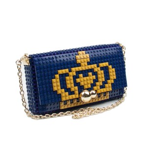 Cartera cuadrada con dibujo de Corona - Cambia su dibujo cuando quieras -  Bloques tipo Lego de alta calidad - Envío Gratuito