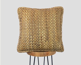 wicker pillow