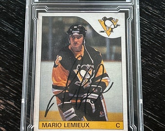 1985 Mario Lemieux Facsimile Autographed Rookie Card Reprint #9 O-Pee-Chee Graded Card #9 RP RC