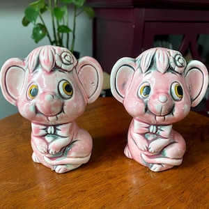 Saleiros e pimenteiros vintage dos anos 1950/1960 Pink Mouse