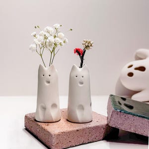 Minivas med kattspöke / Spöklik liten vas / Handformad Halloweenpresent / Spökfigur Halloweendekor / Halloweenfest / hållare för torkade blommor