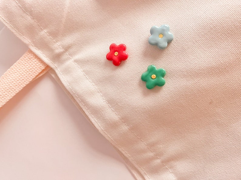 Flower Small Pins / Clay Flower Pins / Flower Market Design / pastel flower pins / Cute clay pins / funky art / kawaii design / gift for her image 1