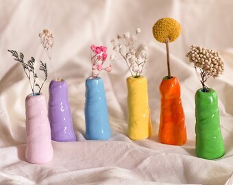 Mini Colorful Bud Vase / Eclectic Tiny Vase / Minimalist Decor / Office Desk Decor / Unique gift / colorful decor / funky design / kawaii