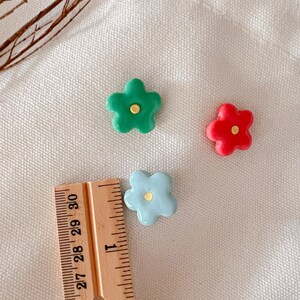 Flower Small Pins / Clay Flower Pins / Flower Market Design / pastel flower pins / Cute clay pins / funky art / kawaii design / gift for her image 6