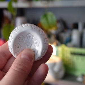 minimalist design worry stone  / Stress relief gift / Flowers worry stone / Texture stone / Emotional support gifts / Thumb hug stone