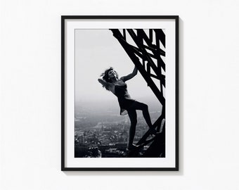 Tina Turner Eiffelturm Print, RIP Tina Turner, schwarz und weiß Wandkunst, Vintage Print, Fotografie Drucke, Foto Kunstdruck in Museumsqualität