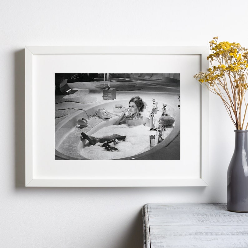 Impression de baignoire Brigitte Bardot, affiche de salle de bain, art mural noir et blanc, impression vintage, tirages de photographie, impression photo de qualité musée image 3