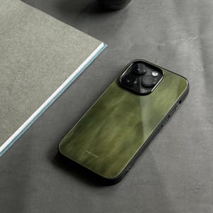 Stone & Ink iPhone-skal – Lyxigt glasskydd för iPhone | Monza x Night Studio